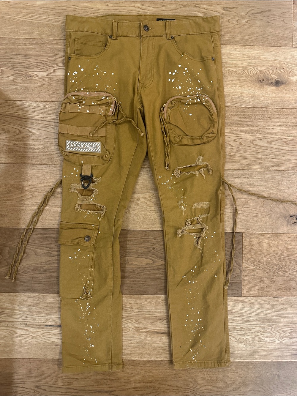 Men's Cargo Pants with Utility Pockets - Tan
